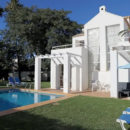 酒店 Casa Montegale Just 600m From Gale (Albufeira)
