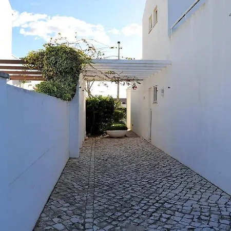 Hotel Casa Montegale Just 600m From Gale (Albufeira)