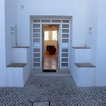 Hotel Casa Montegale Just 600m From Gale (Albufeira)