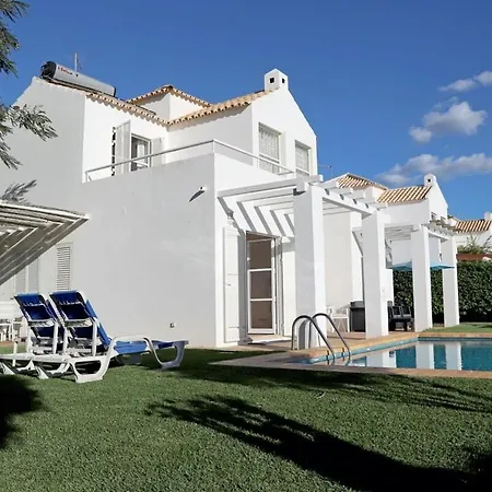Hotel Casa Montegale Just 600m From